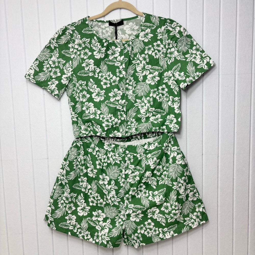 Green Floral Cotton Two-Piece Crop Top & Shorts Set Size L